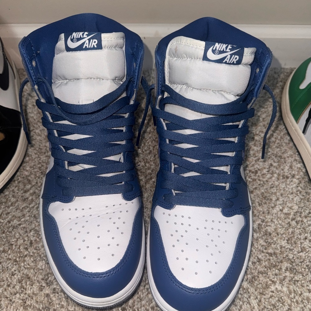 Nike Air Men's Sneakers in Blue and White